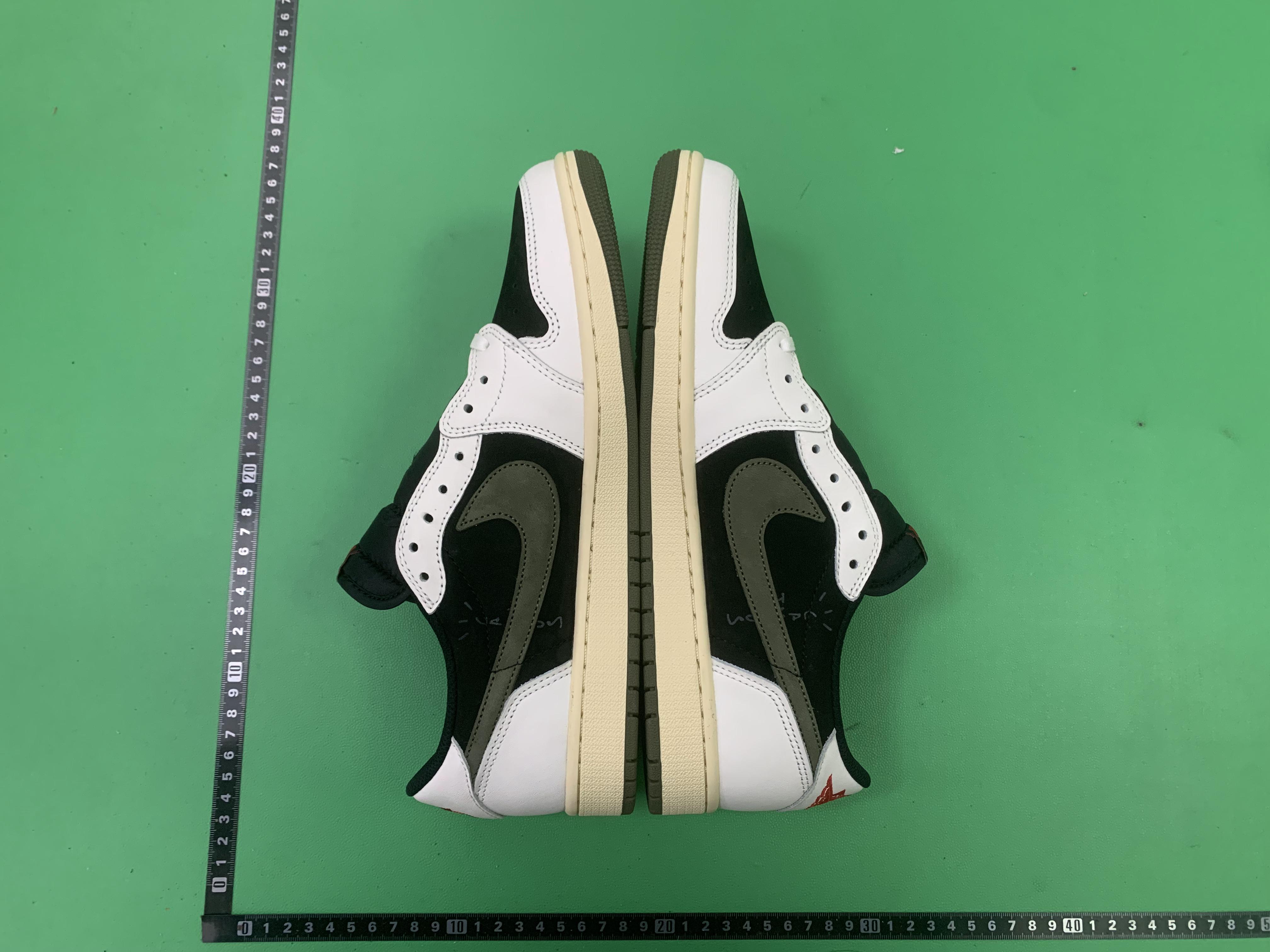TS jordan 1 -25