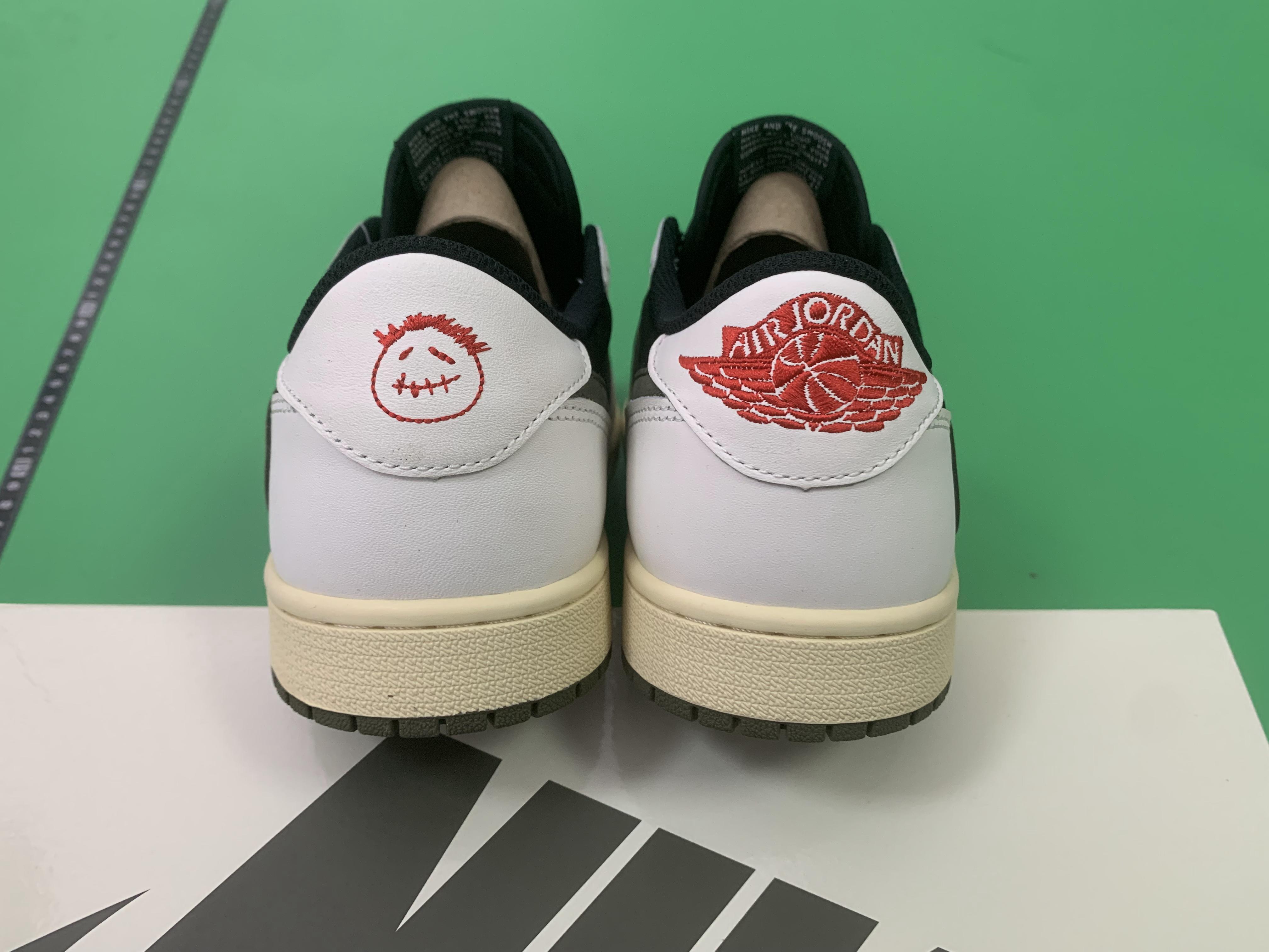 TS jordan 1 -26
