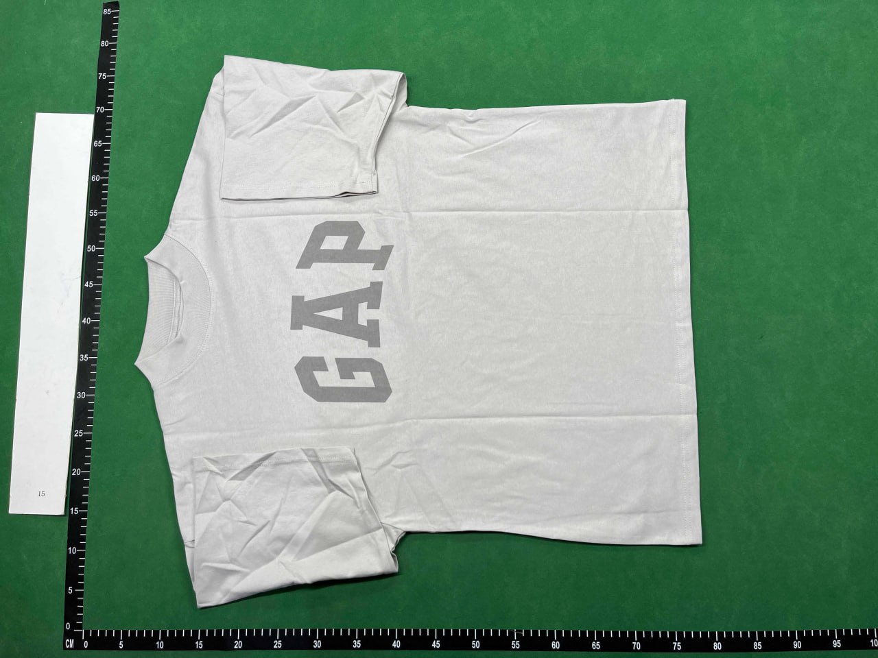 TEE YEEZY GAP -6