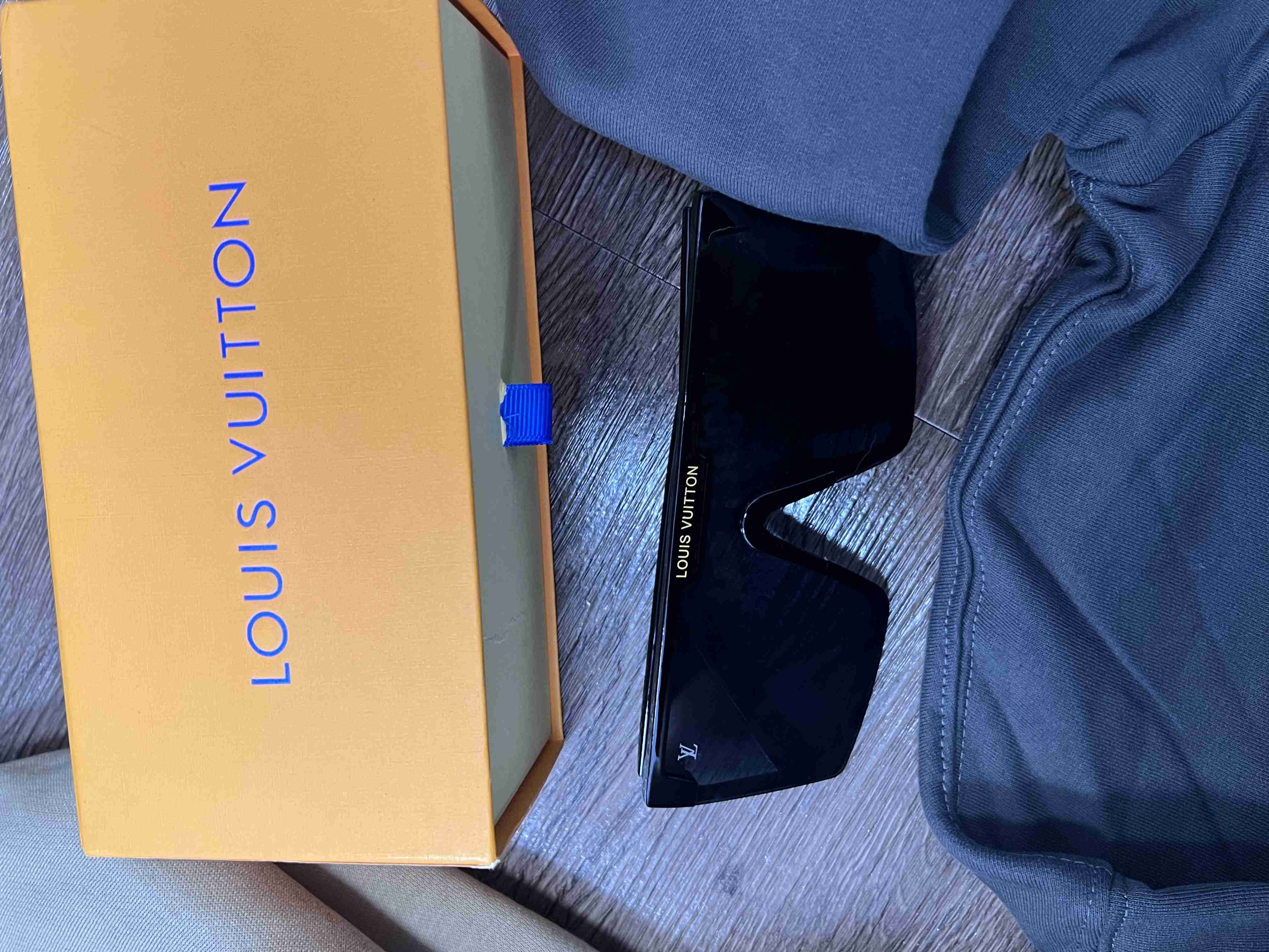 4 (2)_compressed.jpg